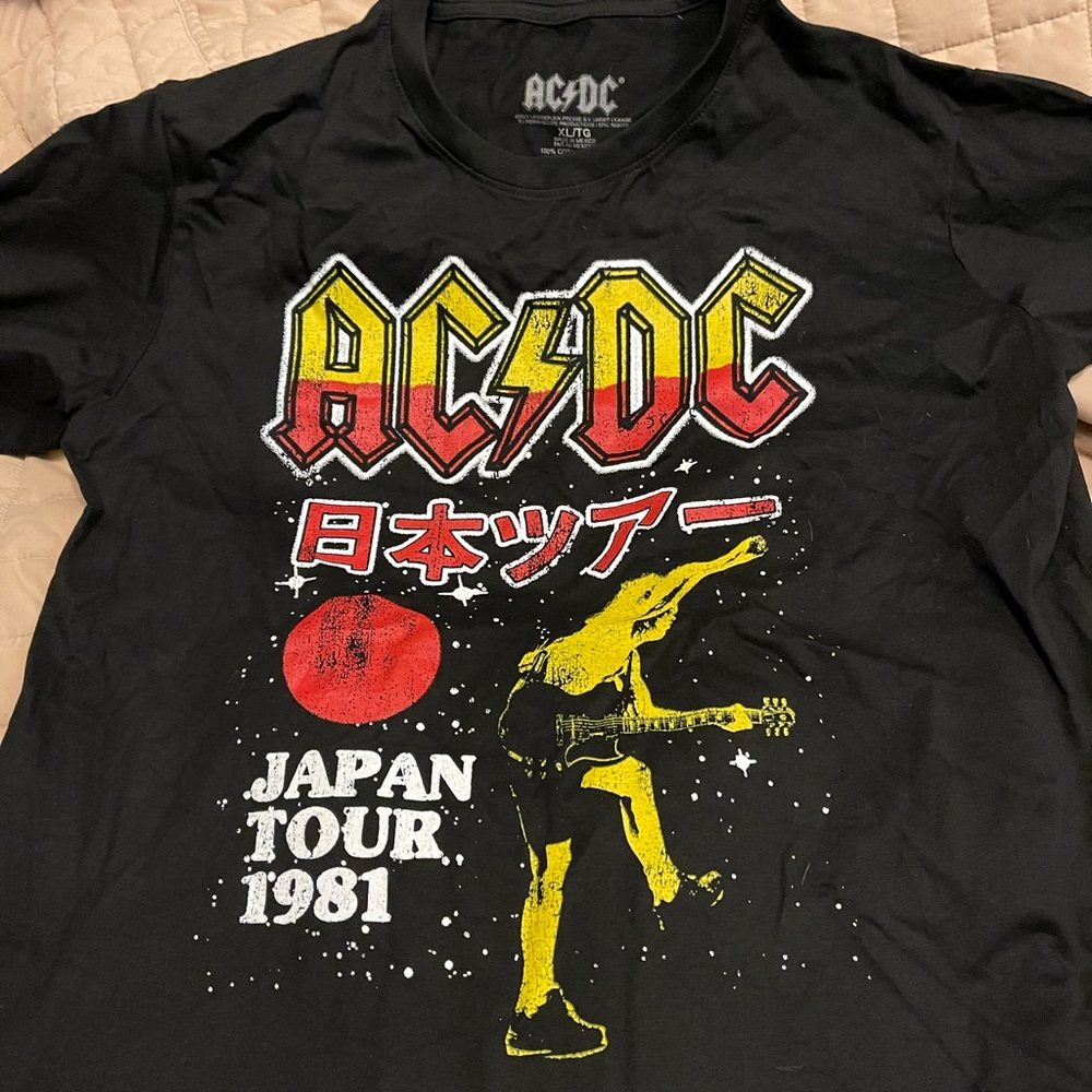 Men’s AC/DC Graphic Concert Shirt